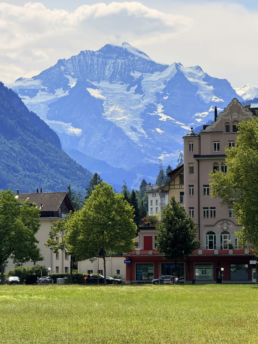 人太年轻的时候不建议去瑞士…