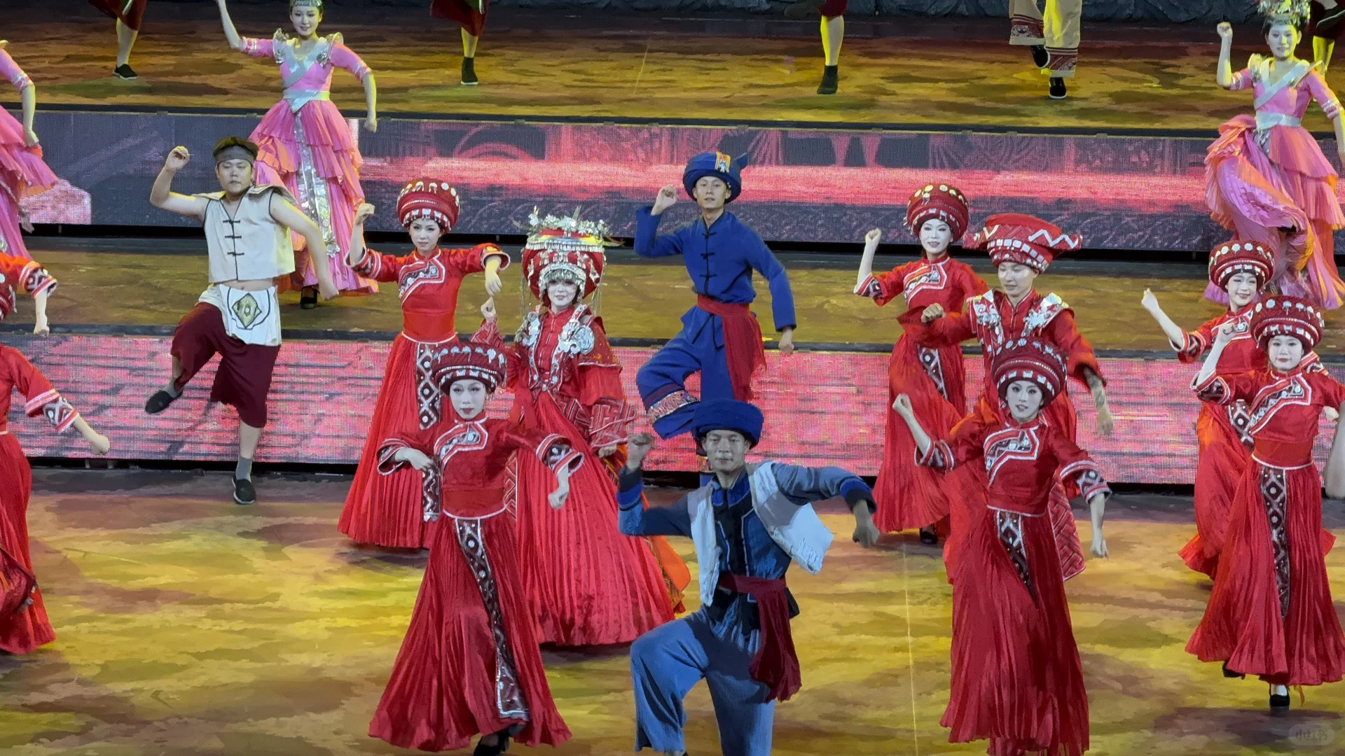 🌟【凤凰必打卡攻略】一日玩转科幻与民俗！