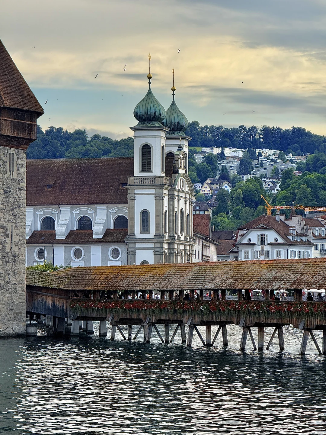 人太年轻的时候不建议去瑞士…