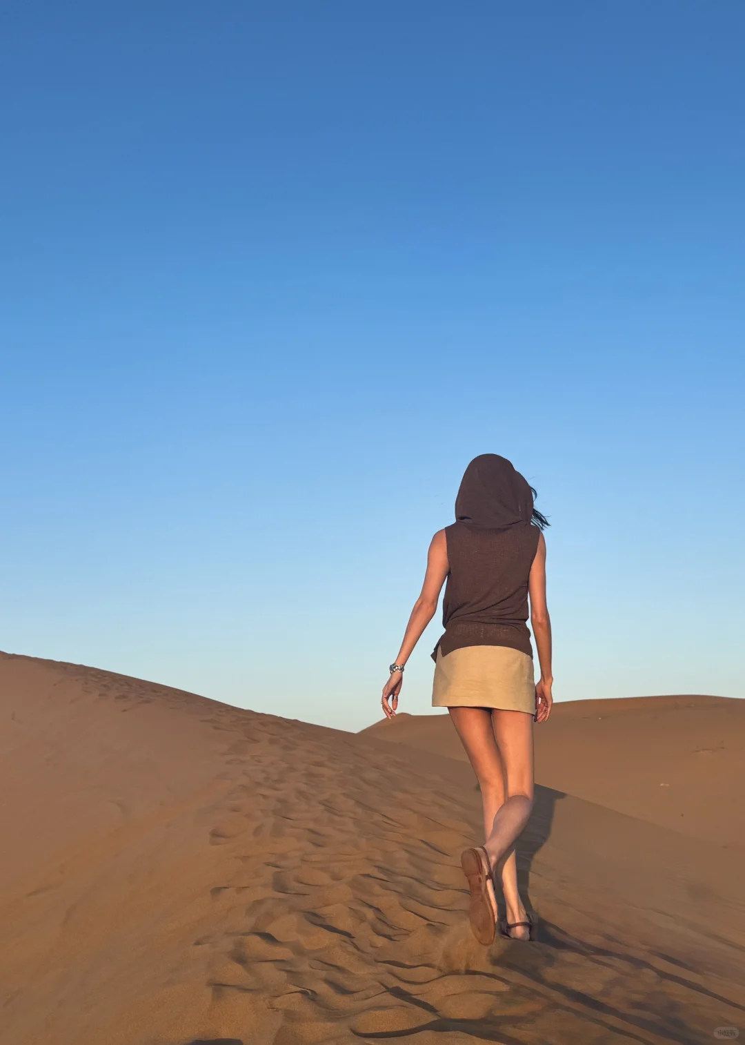 暑期川渝太热，干脆去沙漠避暑