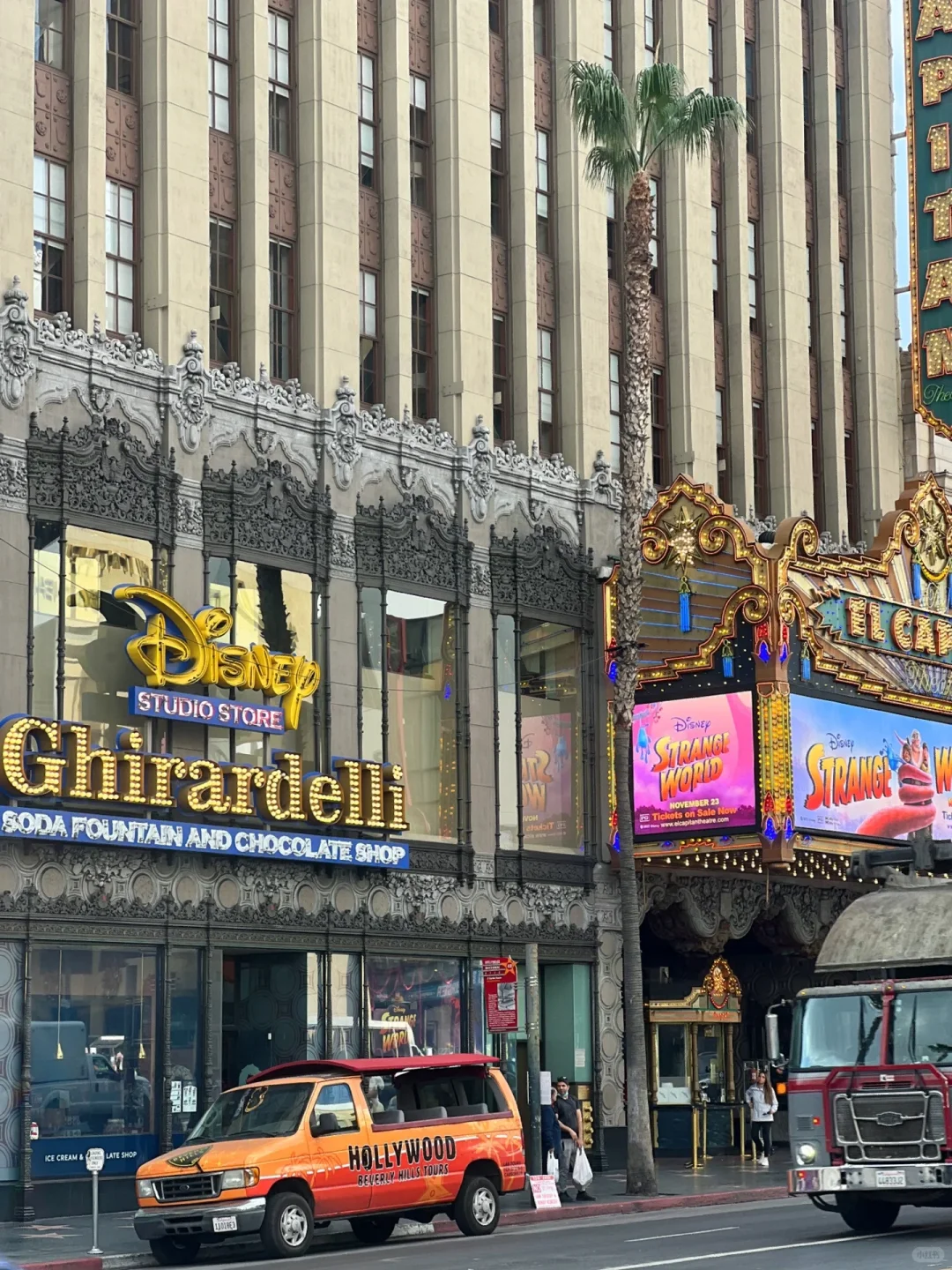 洛杉矶机场接送机，包车旅游，预约无需等待