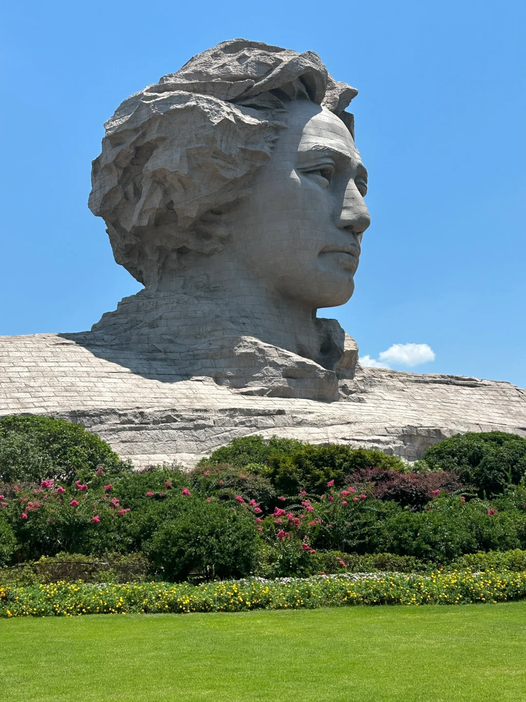 要被热鼠了，但是很开心