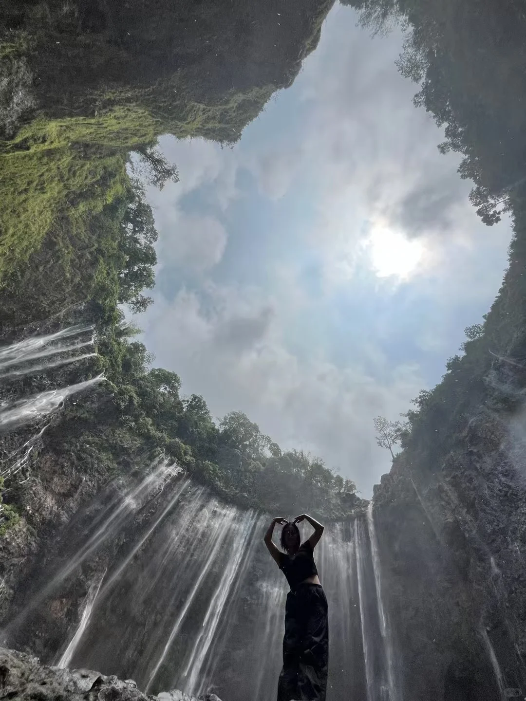 印尼双火山+瀑布+追🐬+巴厘岛6天5晚人均2K