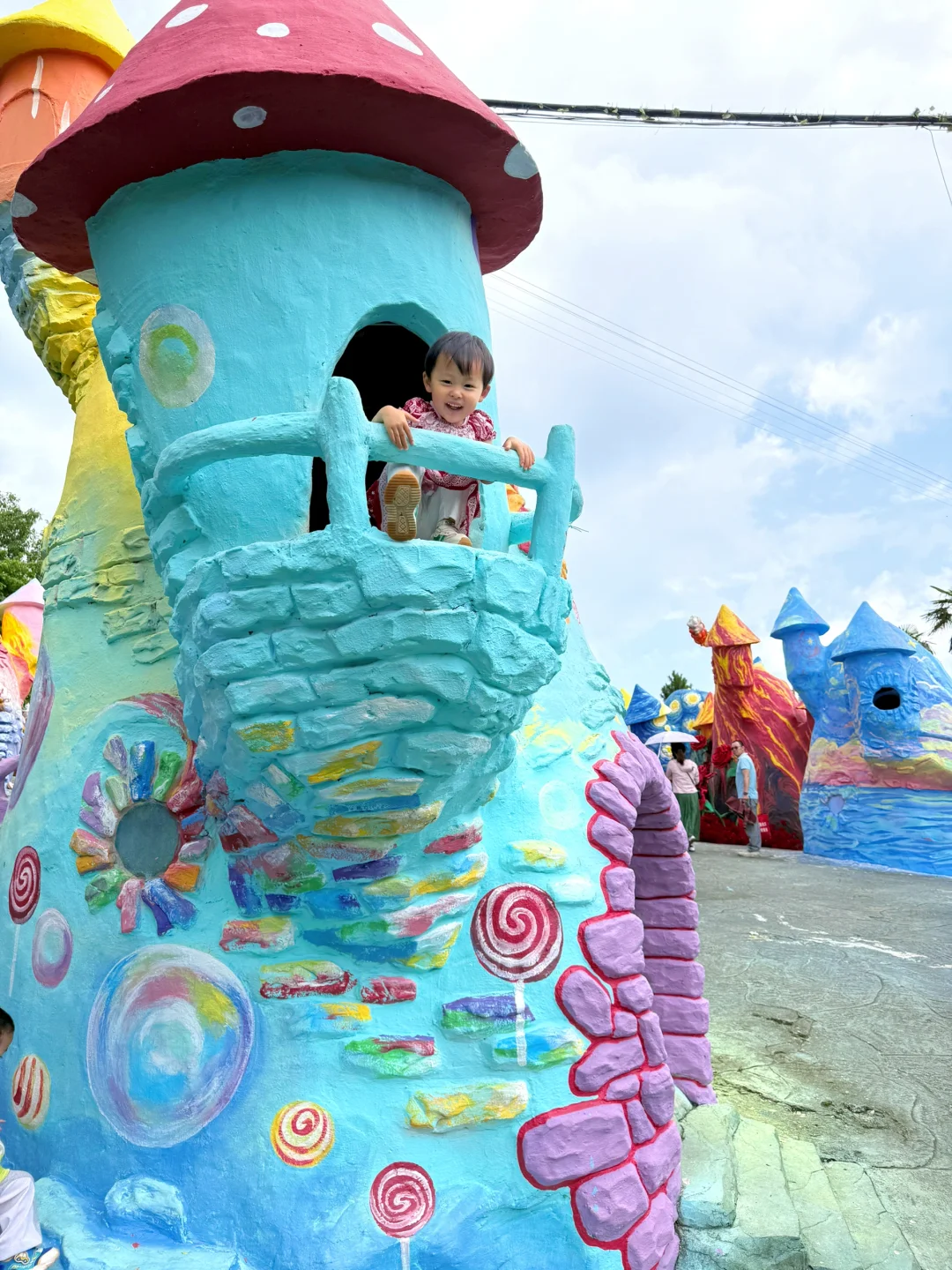 🏰【闯入童话世界！】现实版霍比特小镇-小人国