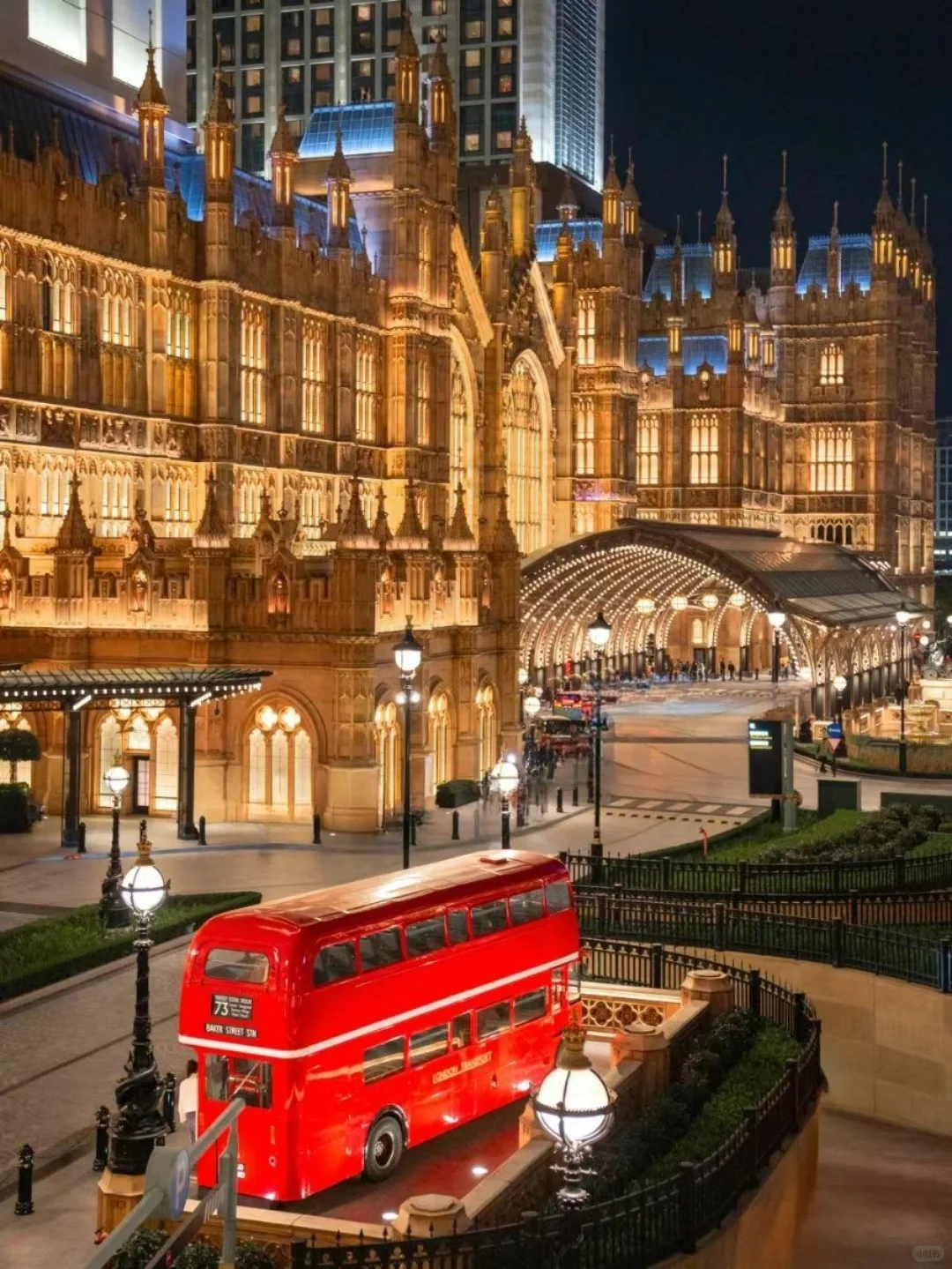 朋友圈都被问爆了，真的在国内。