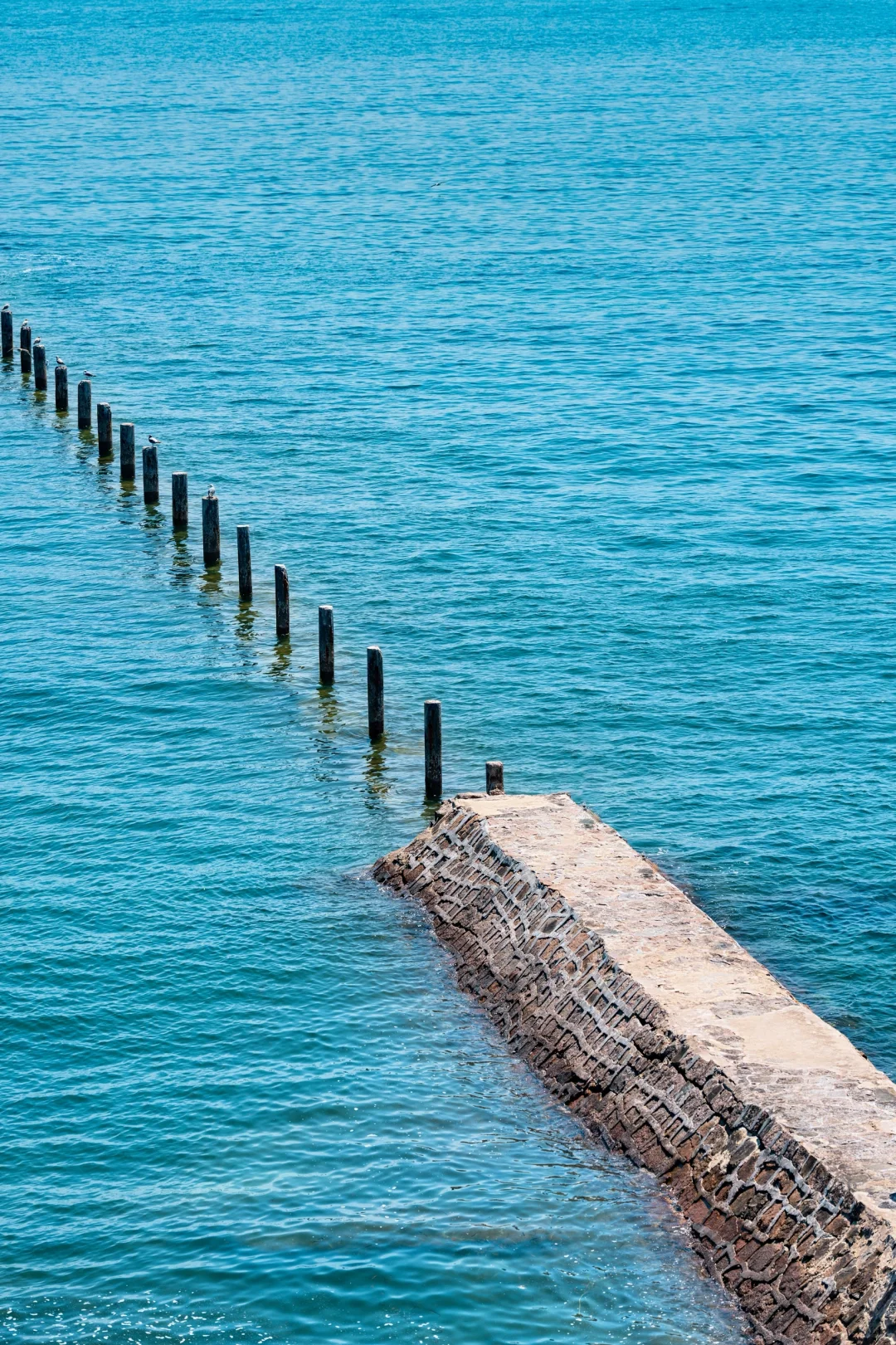 不是布拉格 是青岛