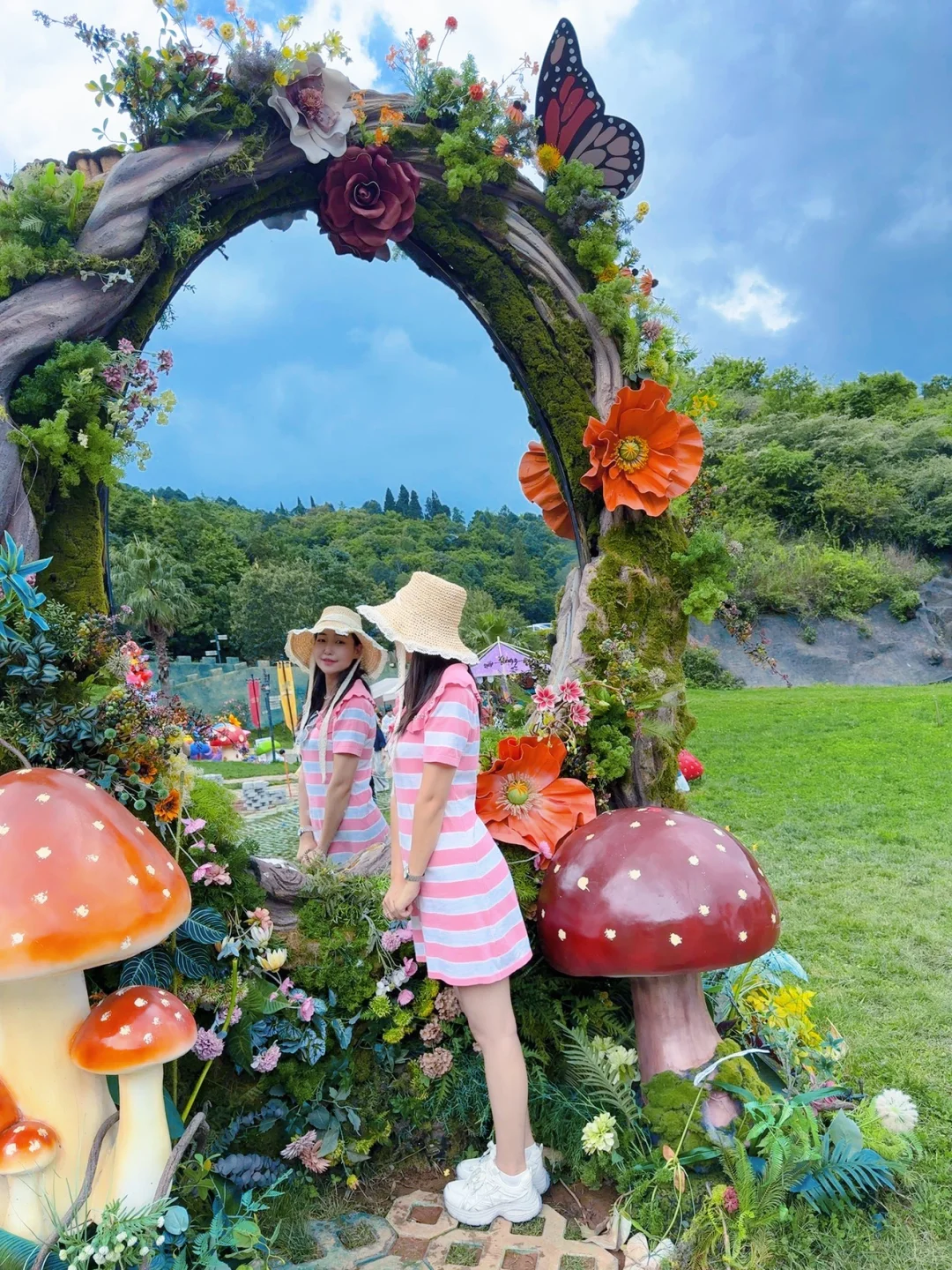 🏰【闯入童话世界！】现实版霍比特小镇-小人国