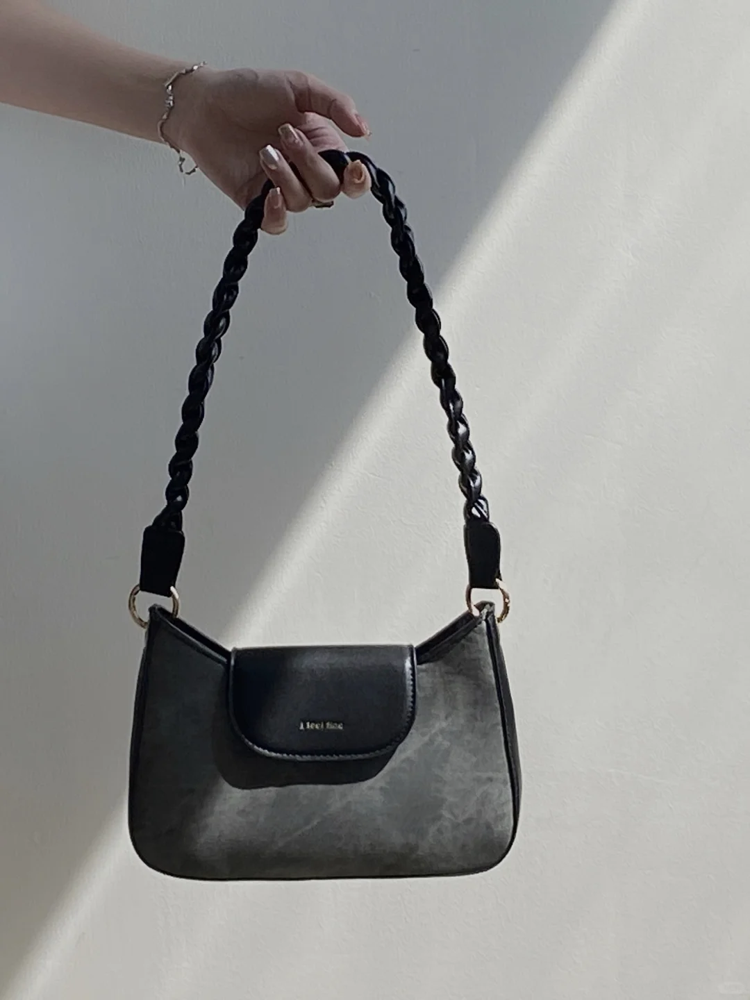 鹿子 2025新款女包复古百搭拼色腋下包