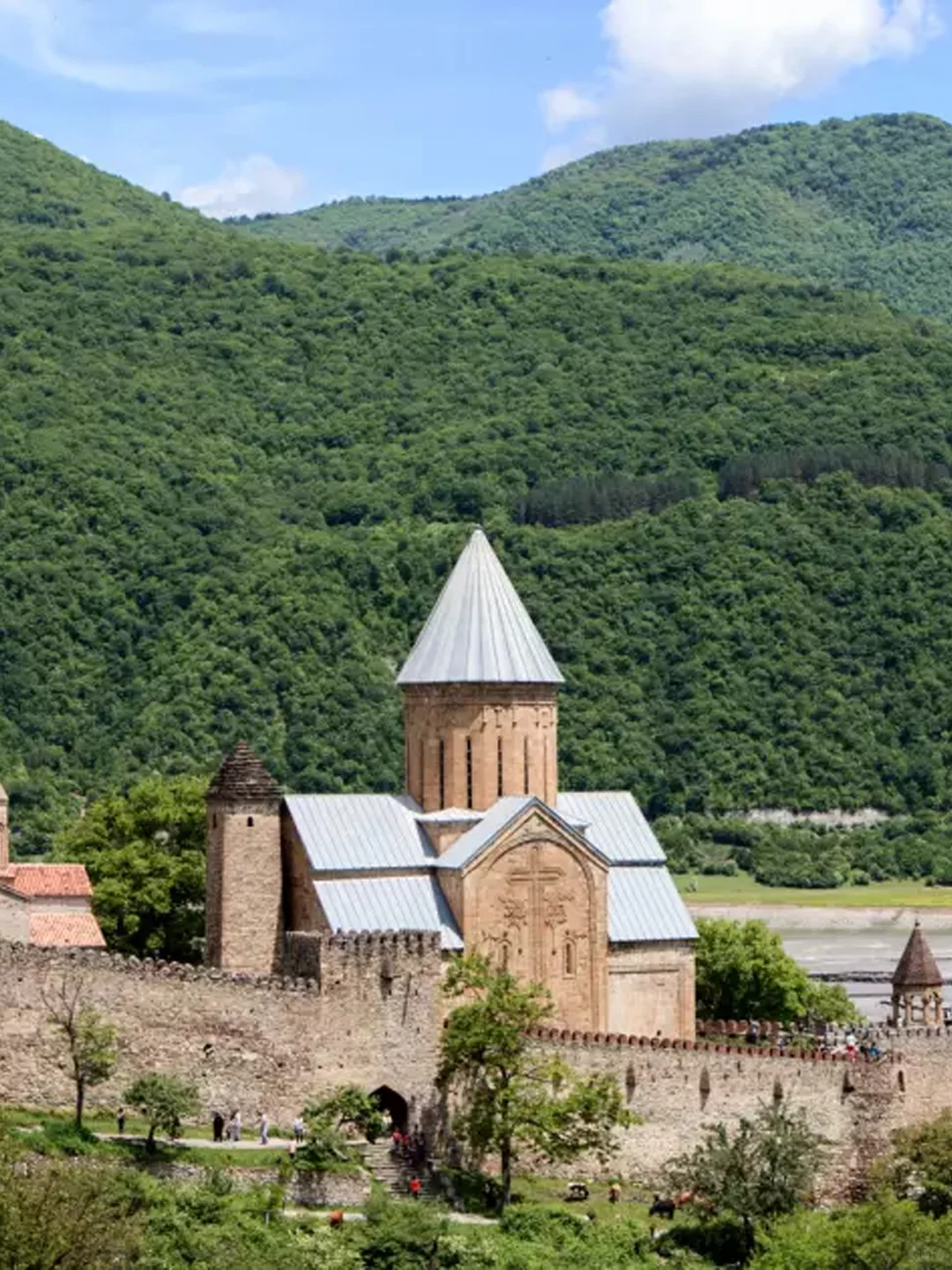 如果瑞士太远,那就去这个小众免签国吧✈️