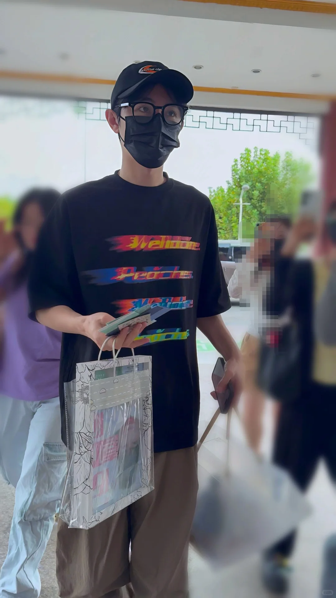 国内哪里好玩好吃的？准备旅游十天，推荐一下