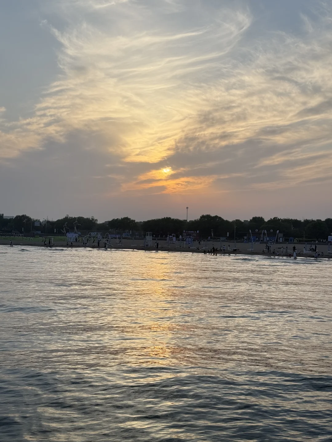 国内的北欧浪漫交给无滤镜的海🏝️秦皇岛