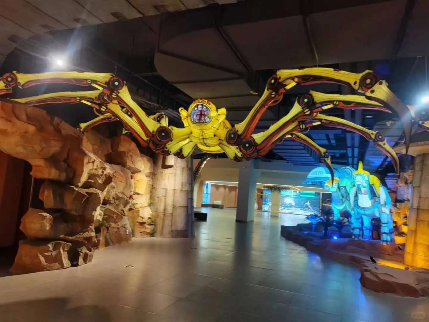 嘉荫必玩景点✔️嘉荫北国恐龙乐园🦖