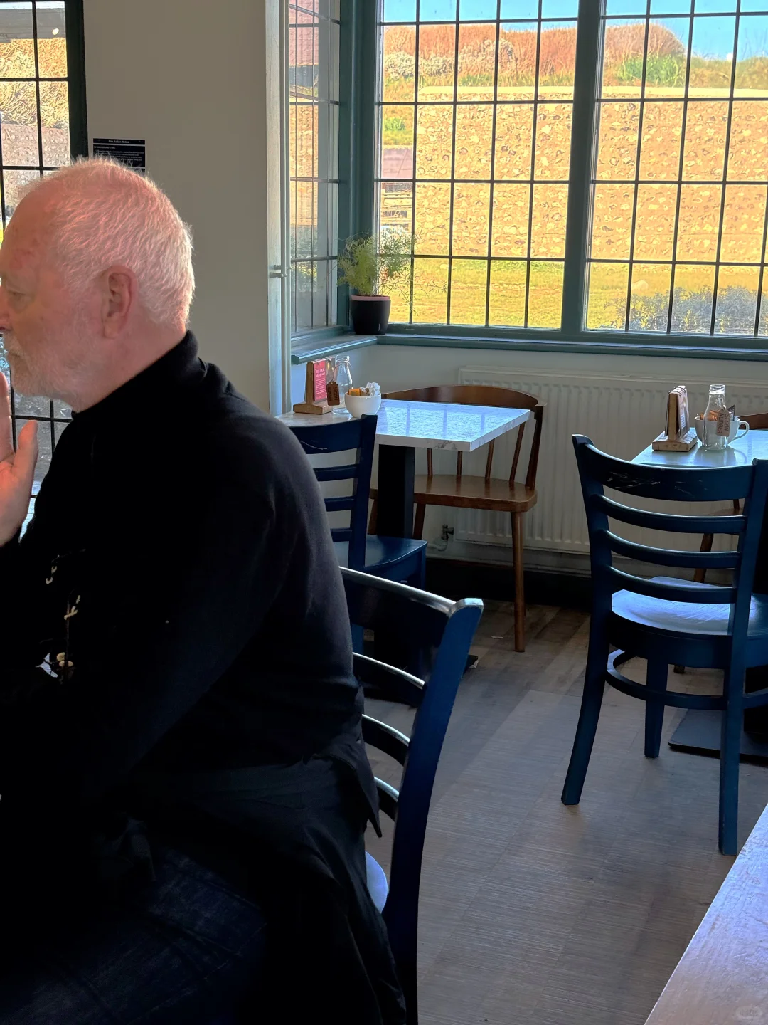 在白崖真的可以原谅全世界🌊