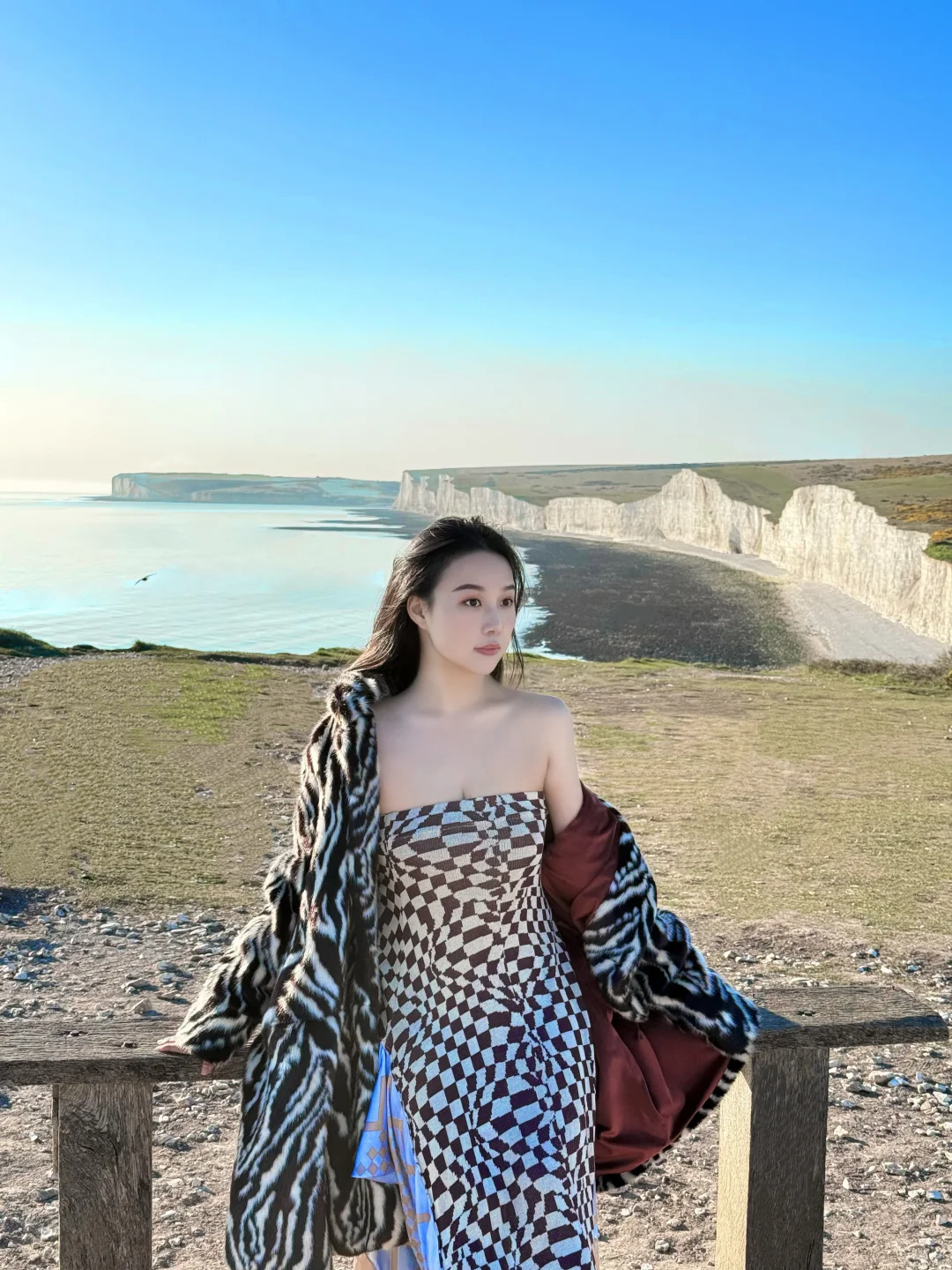 在白崖真的可以原谅全世界🌊