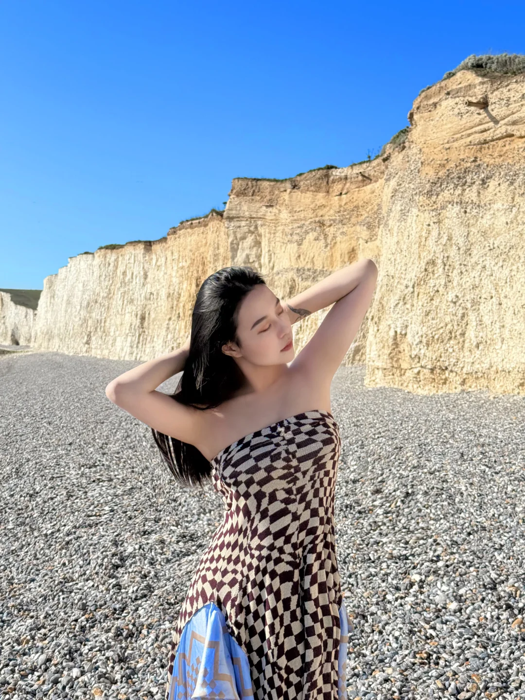 在白崖真的可以原谅全世界🌊