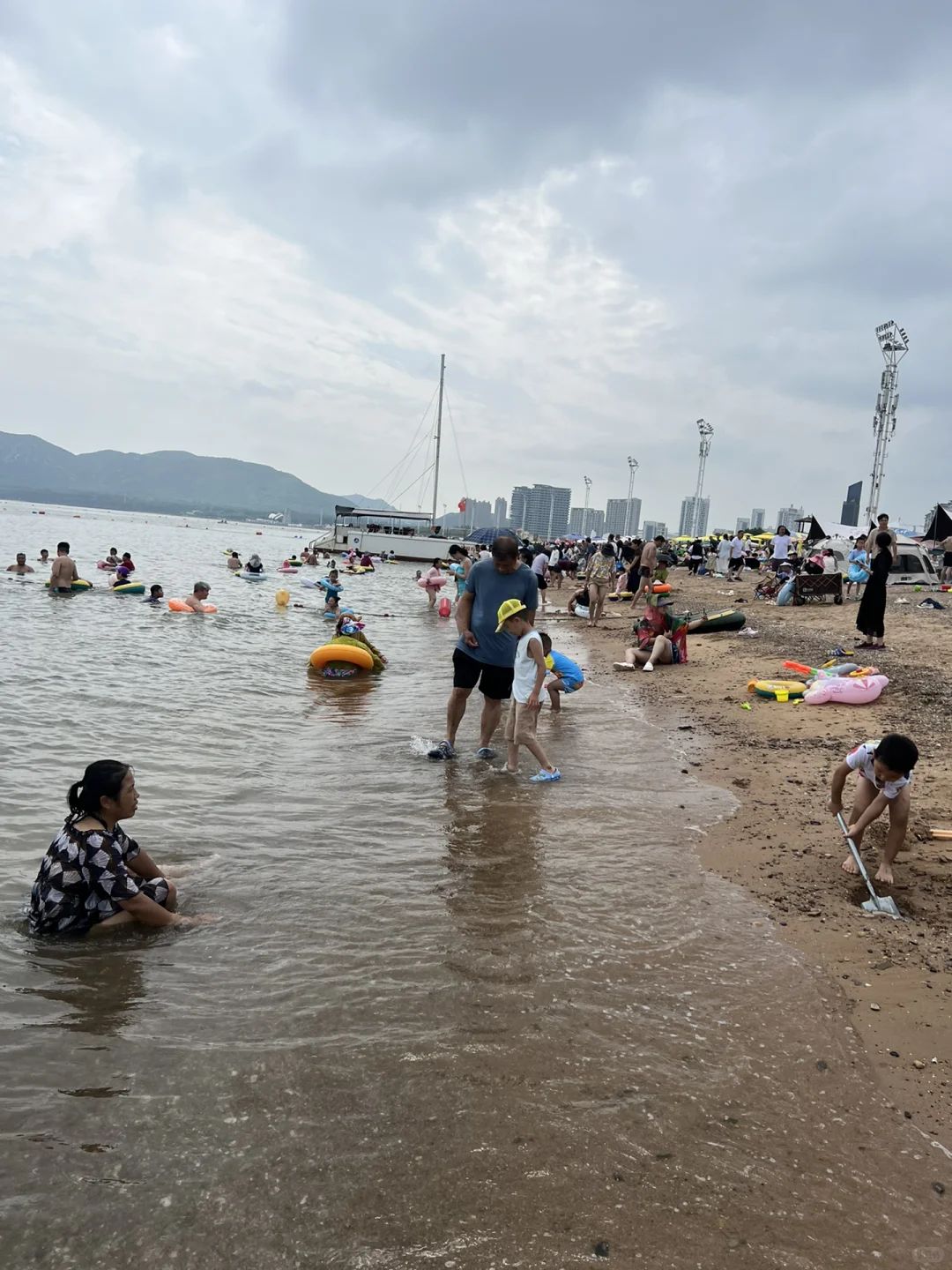 去北戴河，路过葫芦岛