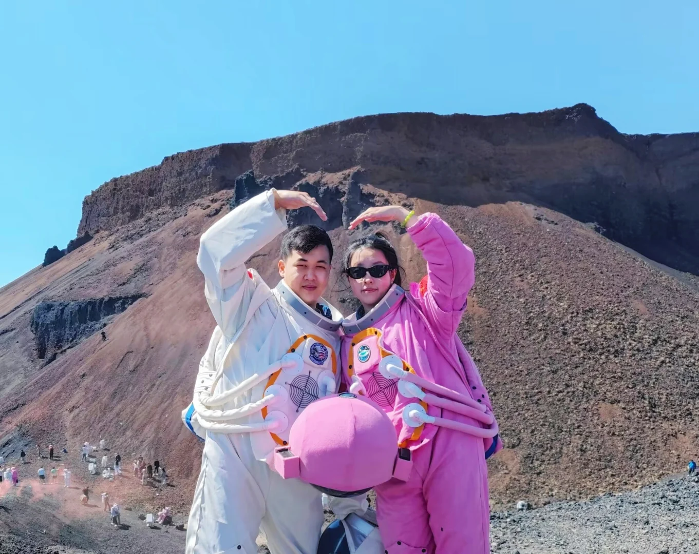 北京出发📍乌兰察布3天2夜攻略 火山草原