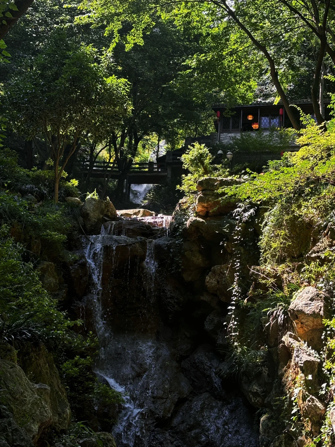 迄今为止，我最喜欢的避暑小镇出现了