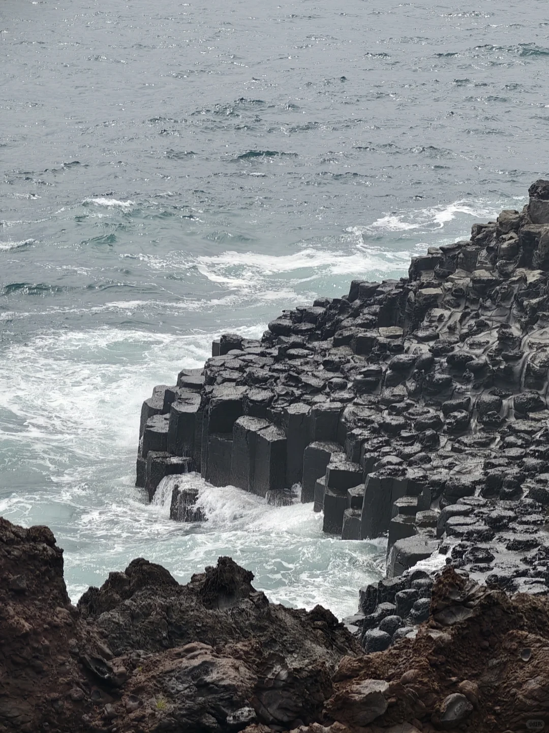 带儿子行万里路-地质学-柱状节理带