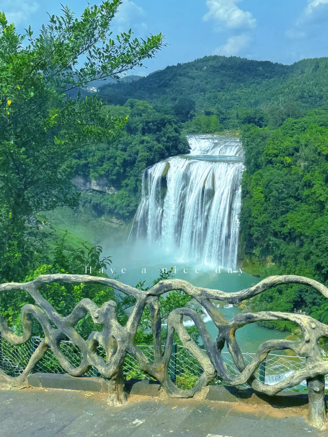 今日任务：走进小学课本里的“黄果树瀑布”