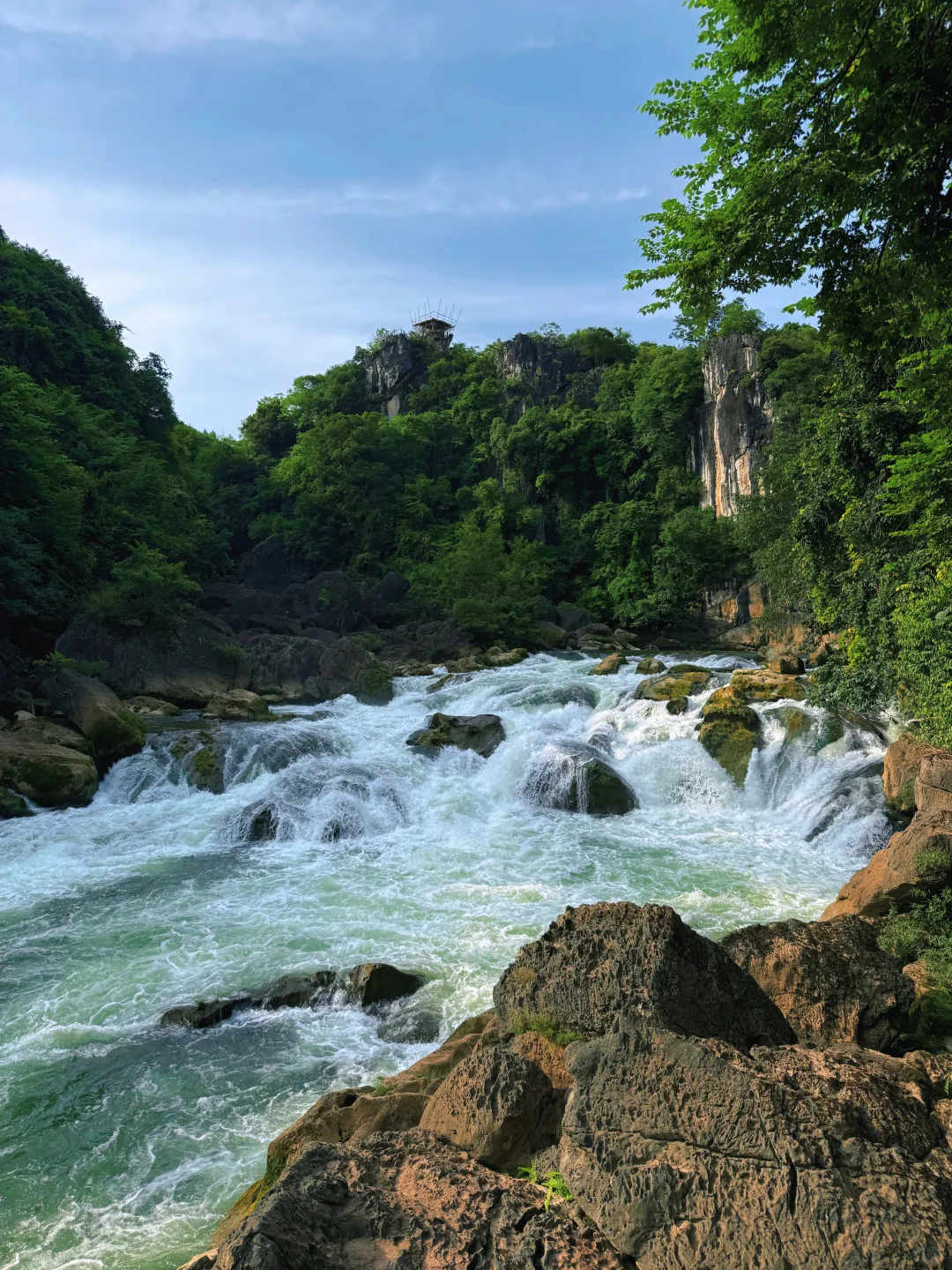 今日任务：走进小学课本里的“黄果树瀑布”