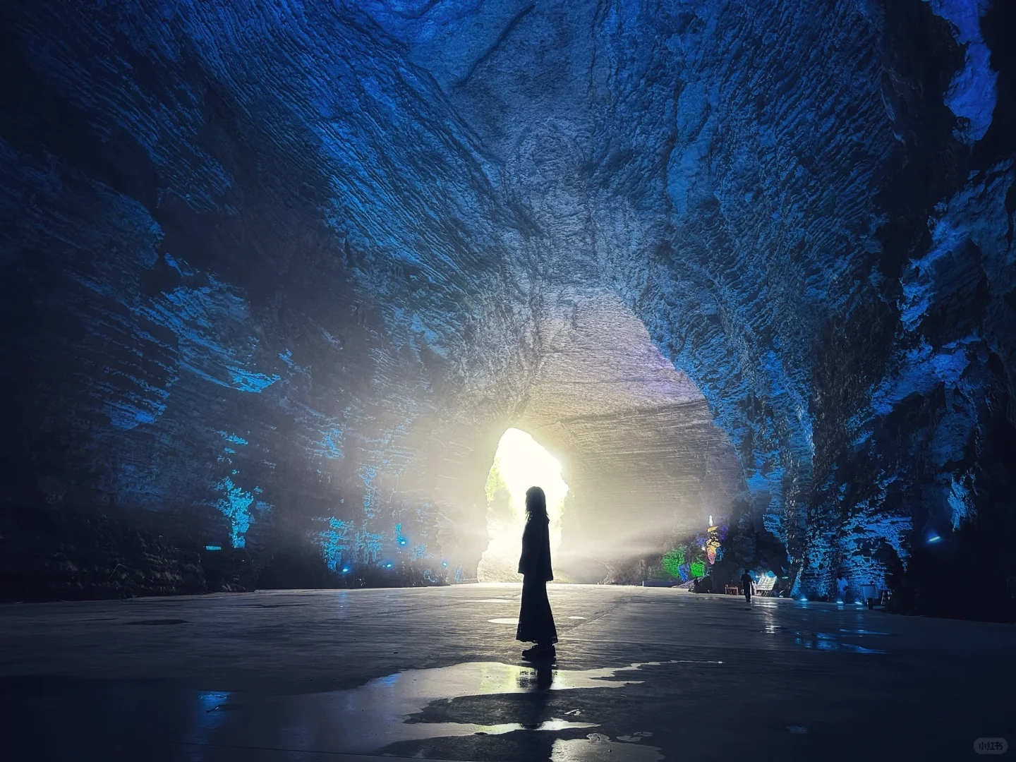 藏在山里的蓝洞，太美了(^-^)