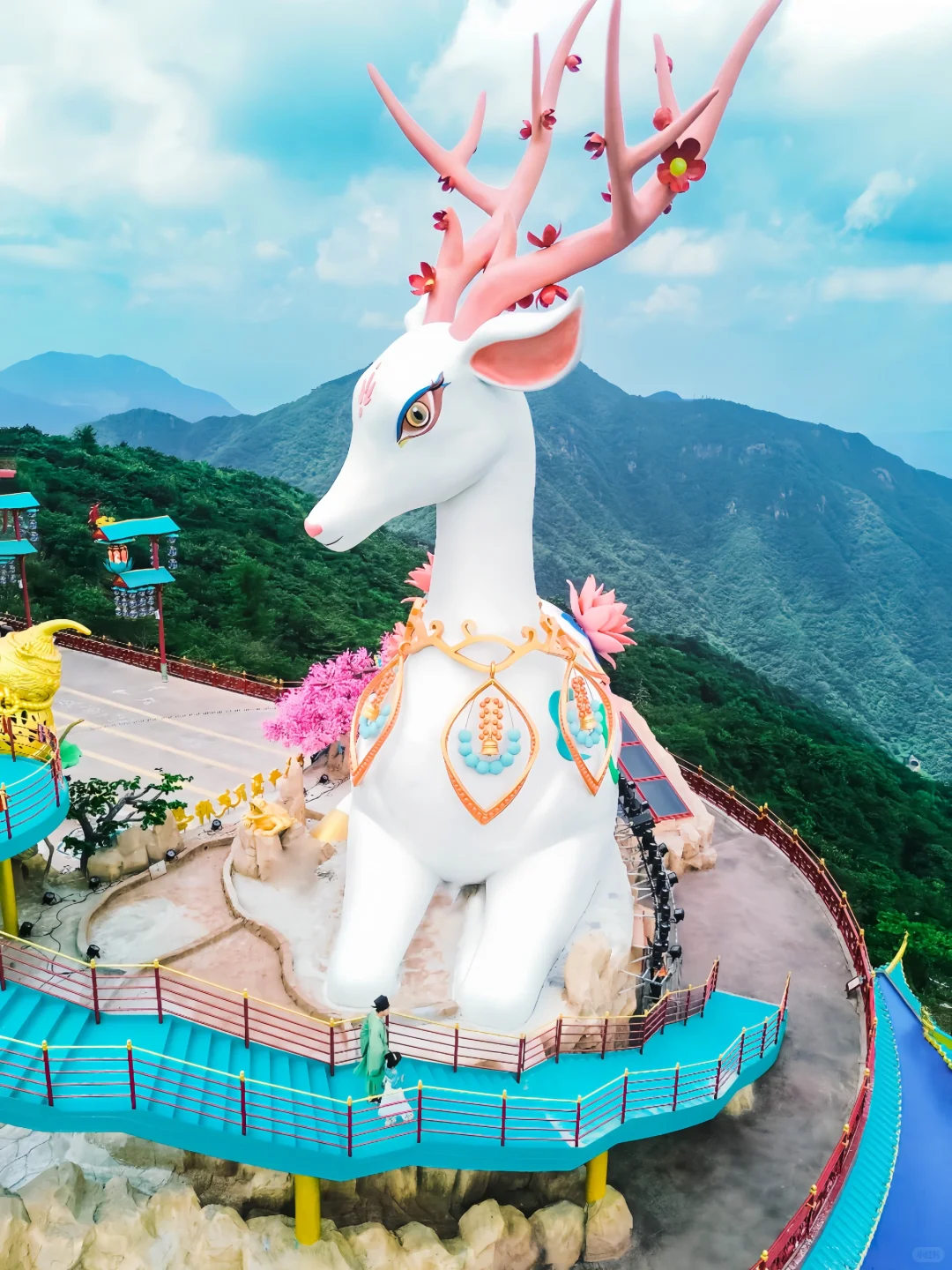 一不小心掉进了仙侠世界!带娃修仙爽飞