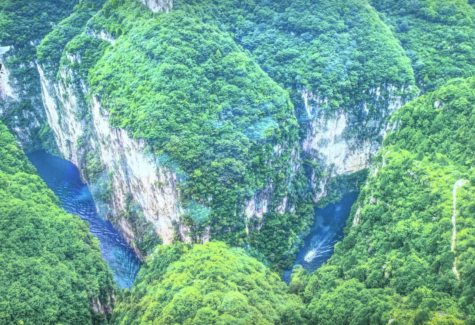 八泉峡这样拍也太美了吧！