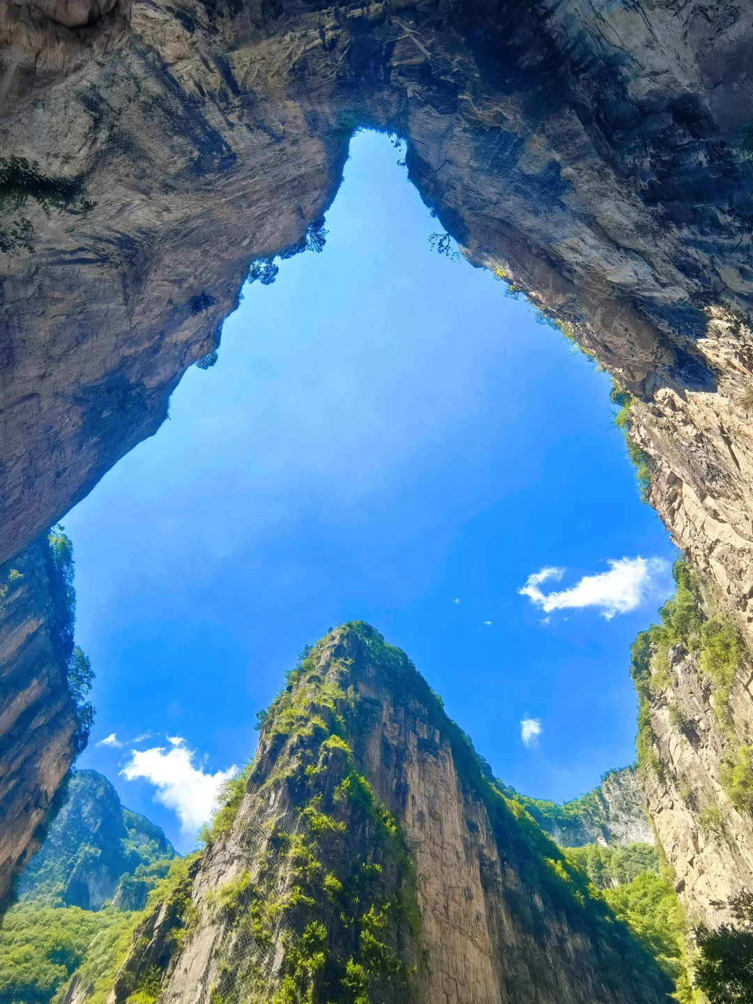 八泉峡这样拍也太美了吧！