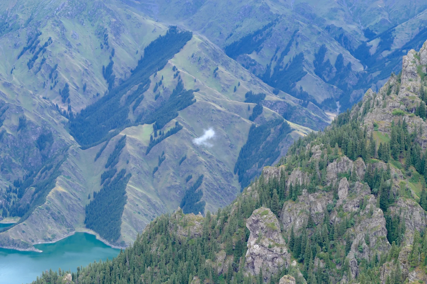 day2天山天池-s21公路-阿勒泰