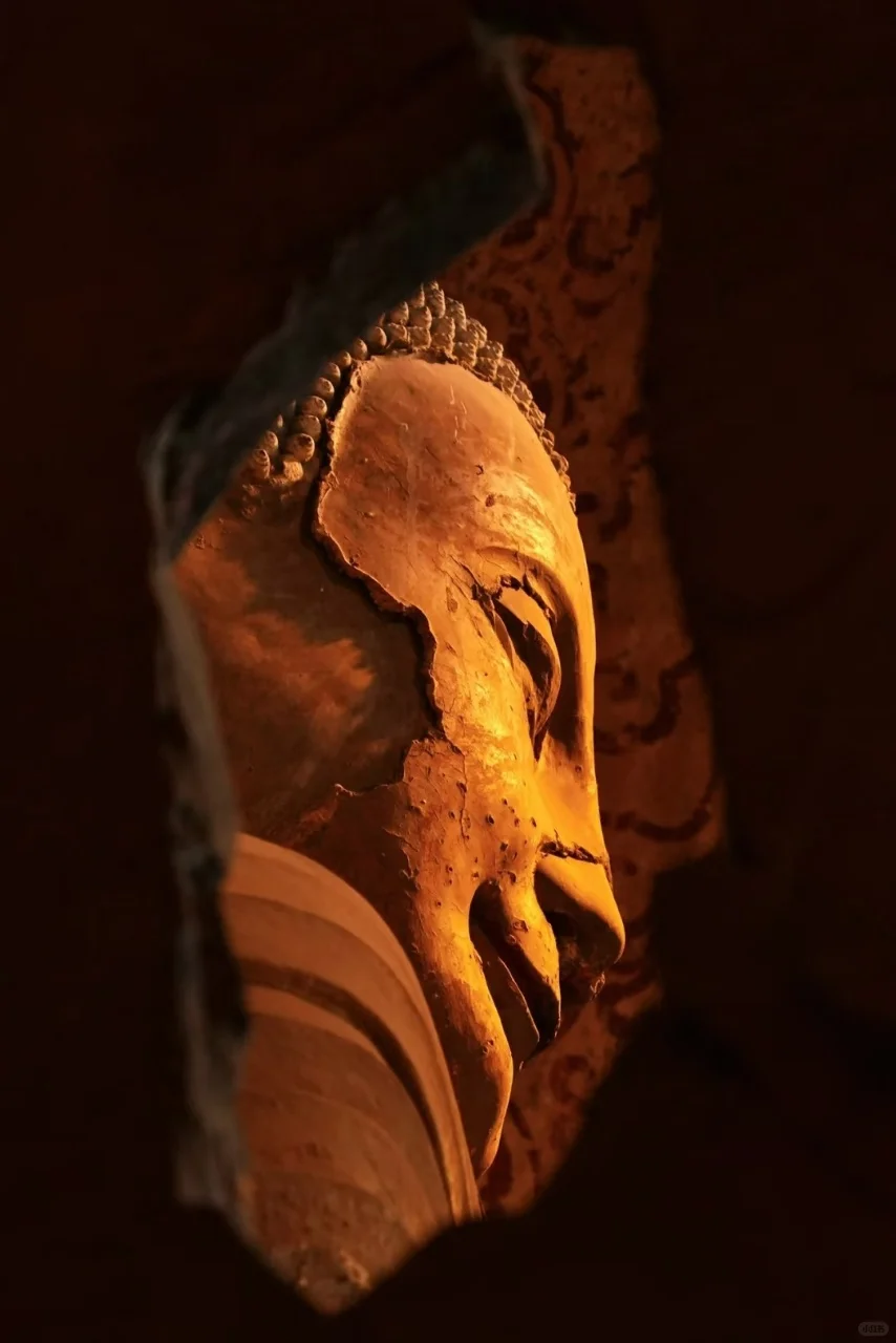 笑不活了🤣响堂山石窟隐藏玩拿捏了🤏