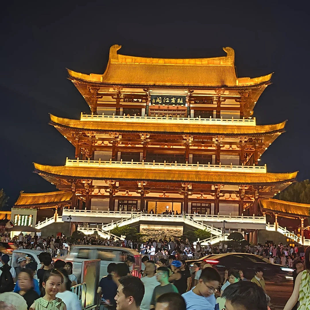 这座城的夜，真的太美了！