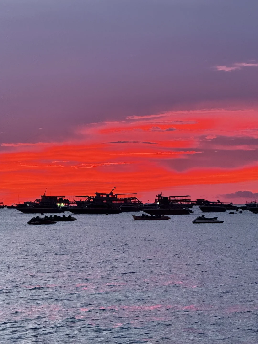 祖国大好河山都没看完呢你就要出国旅游？