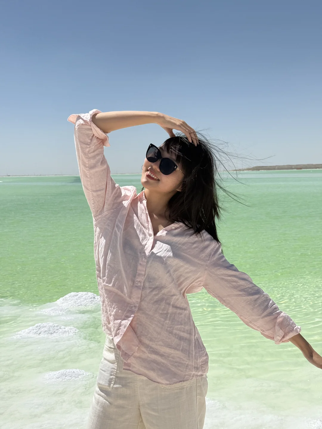 察尔汗盐湖的绿让人难以忘怀