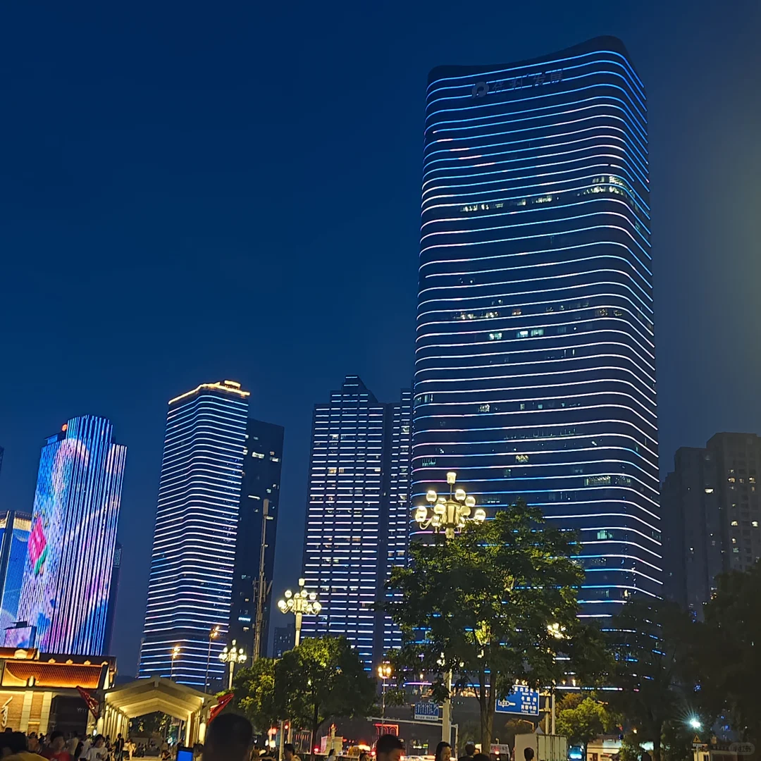 这座城的夜，真的太美了！