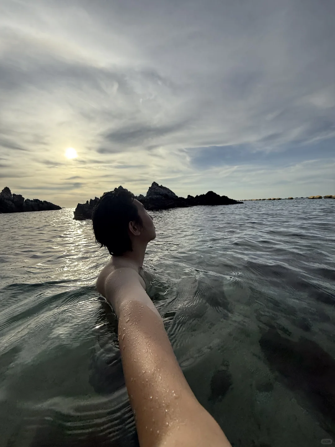 祖国大好河山都没看完呢你就要出国旅游？