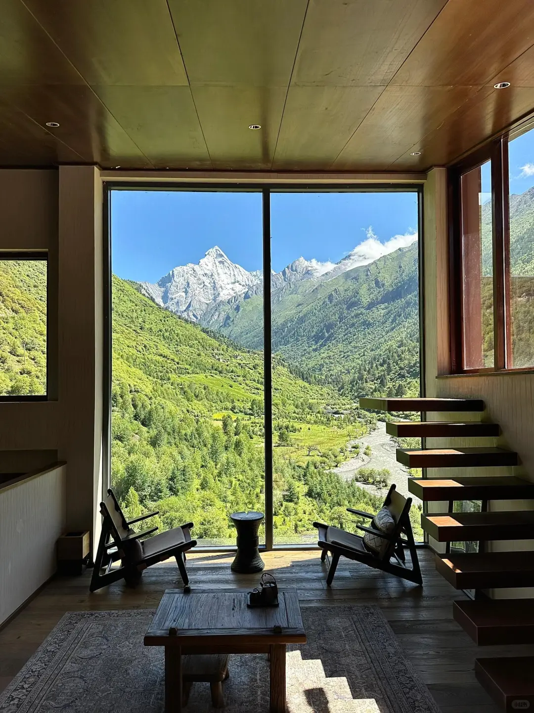 夏天22°C的川西，真的比瑞士还震撼！