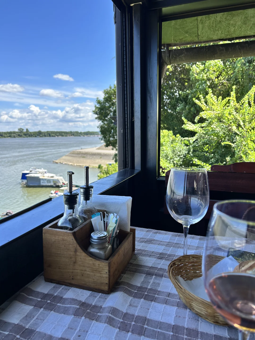 欧洲第一免签国🇷🇸花2800玩了七天