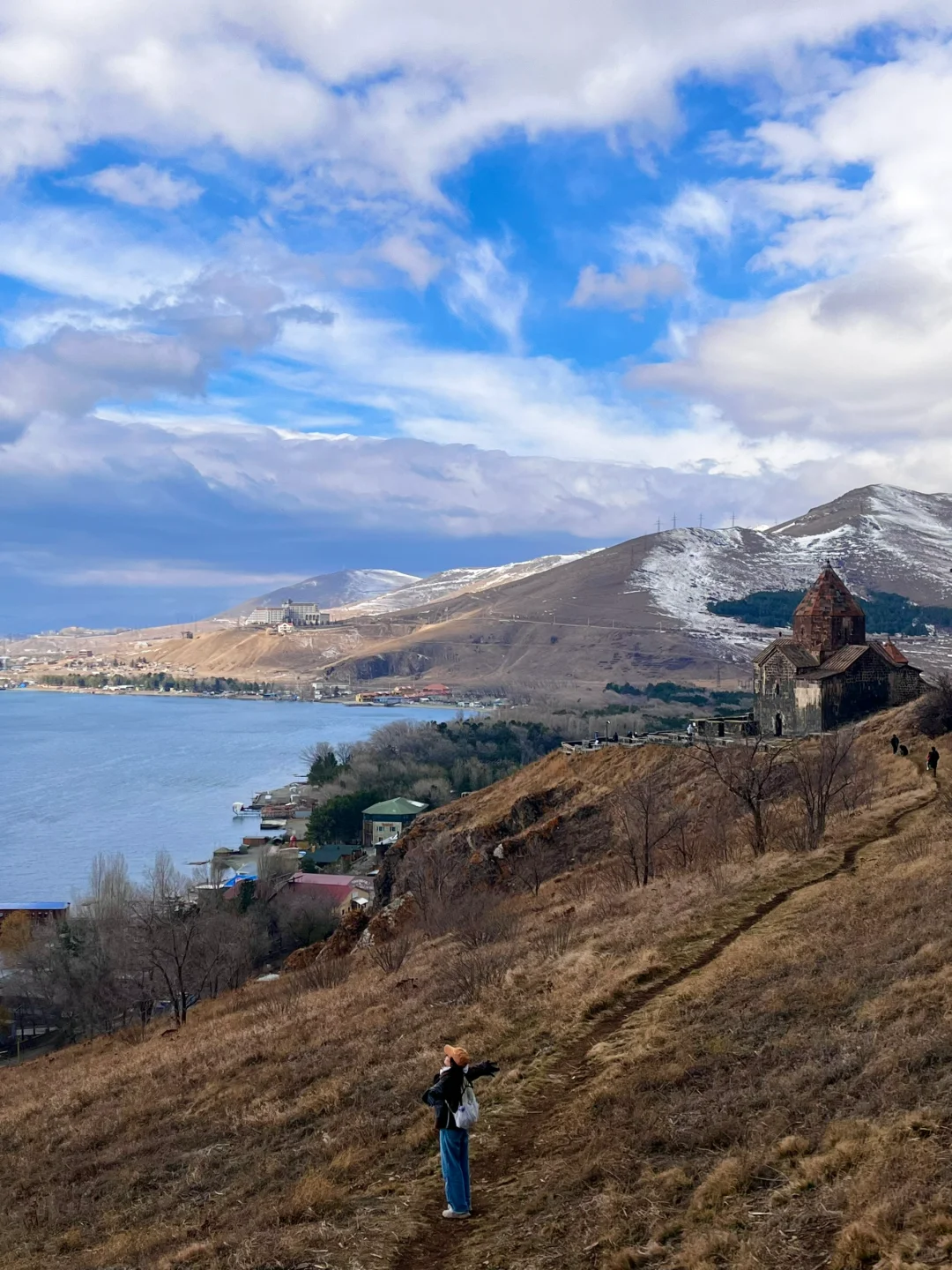 花2万多旅行十几国，我是怎么做到的