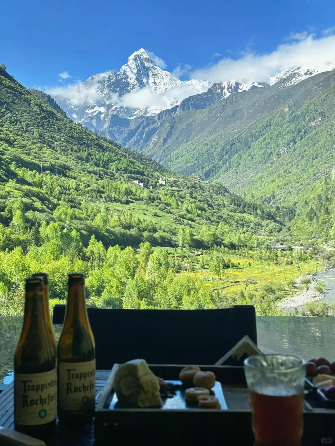 夏天22°C的川西，真的比瑞士还震撼！