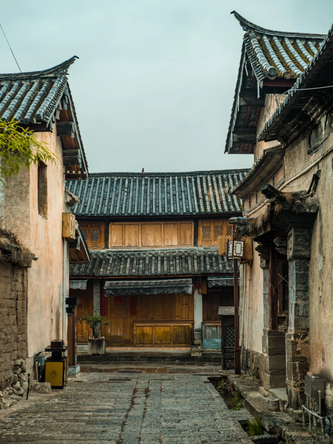 比起大理，我更喜欢这座底蕴深厚的云南小城