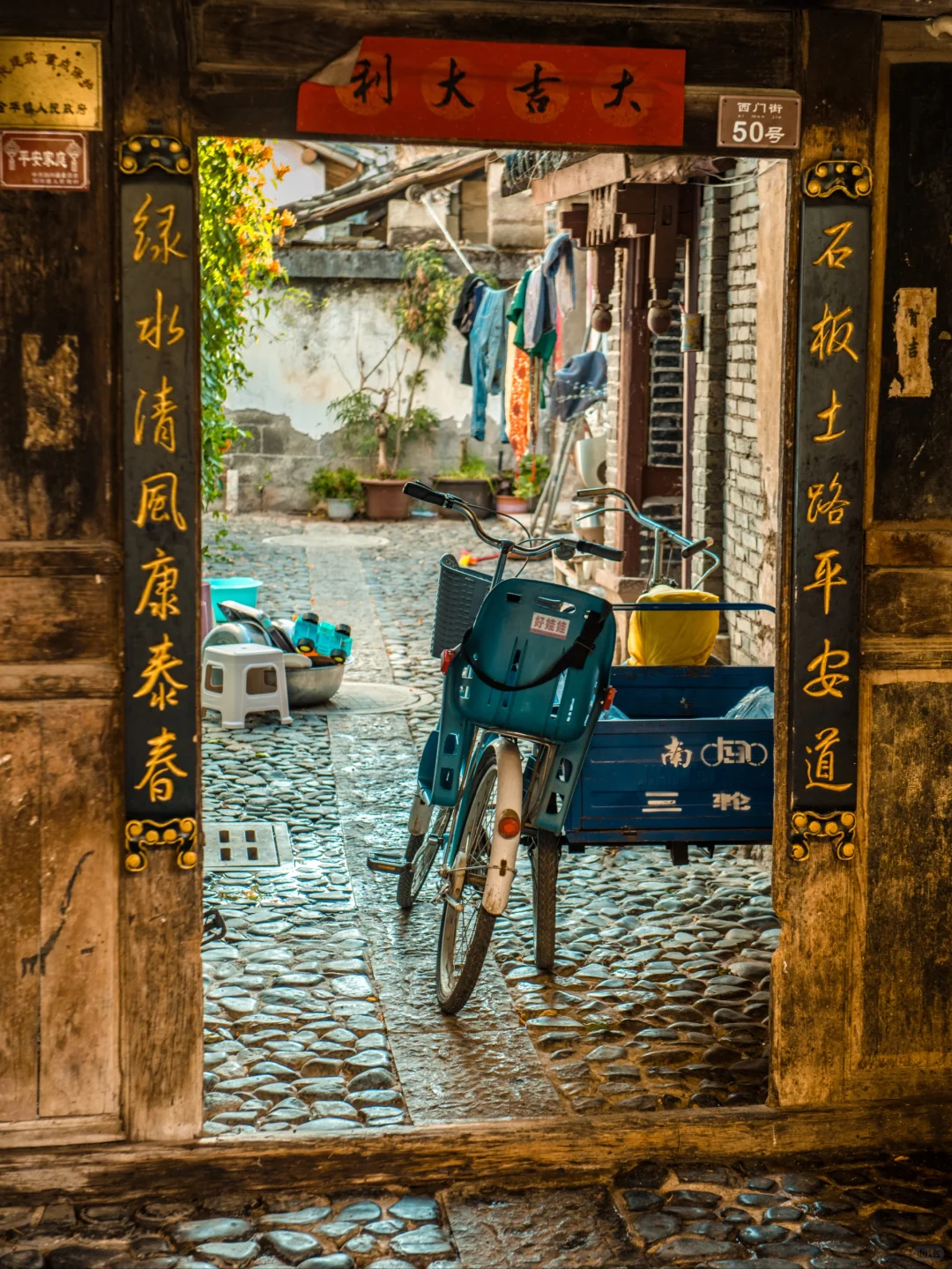 比起大理，我更喜欢这座底蕴深厚的云南小城