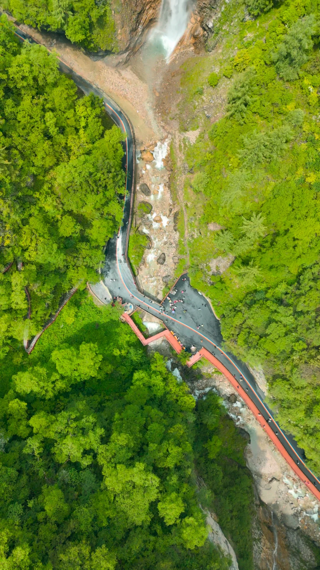 官鹅沟 千年爱恋铸就的陇南秘境