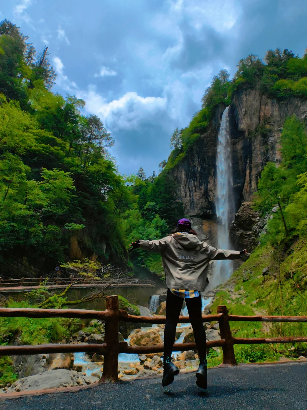 官鹅沟 千年爱恋铸就的陇南秘境