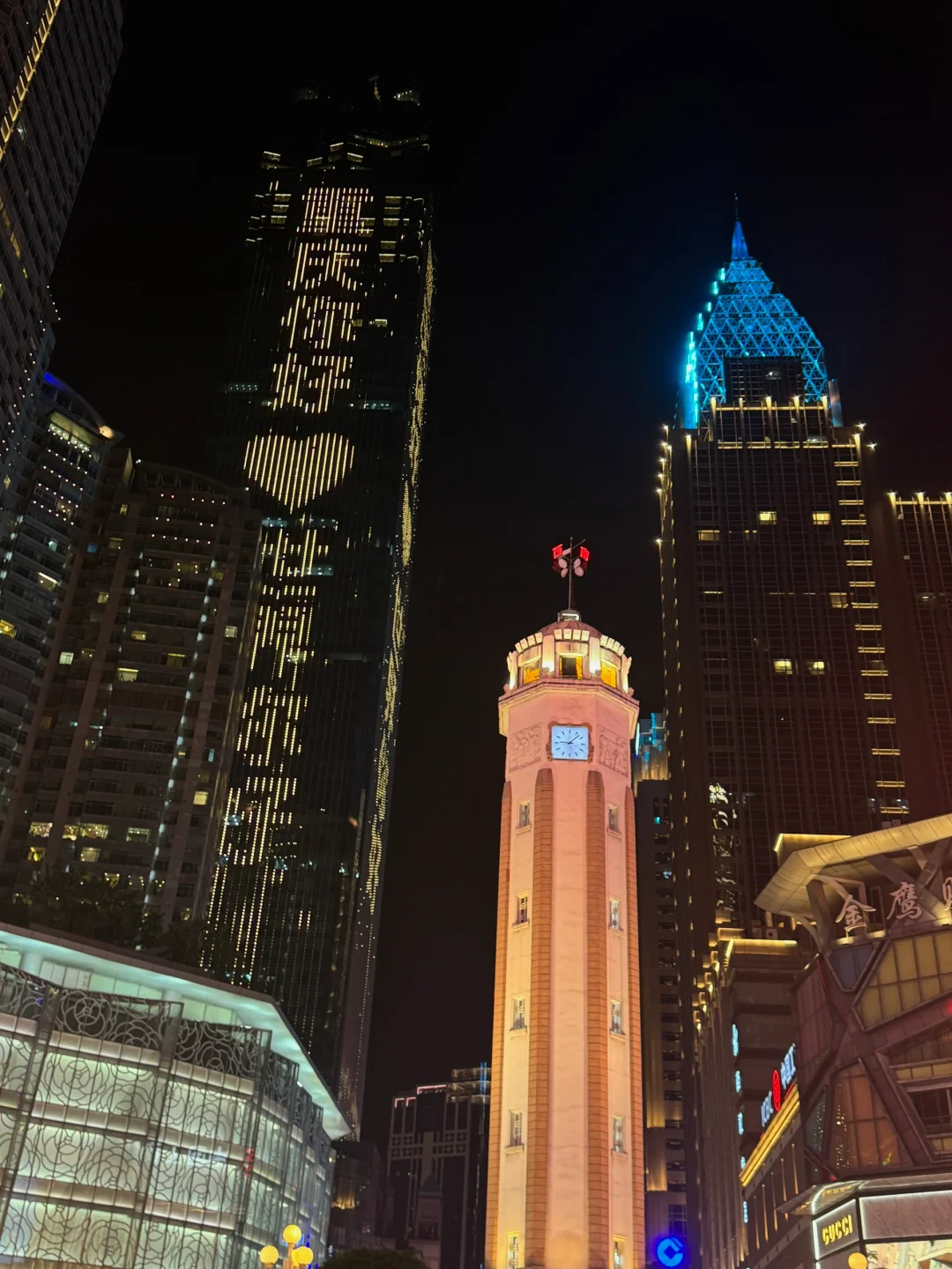 📍 𝑪𝒉𝒐𝒏𝒈𝒒𝒊𝒏𝒈重逢便是庆