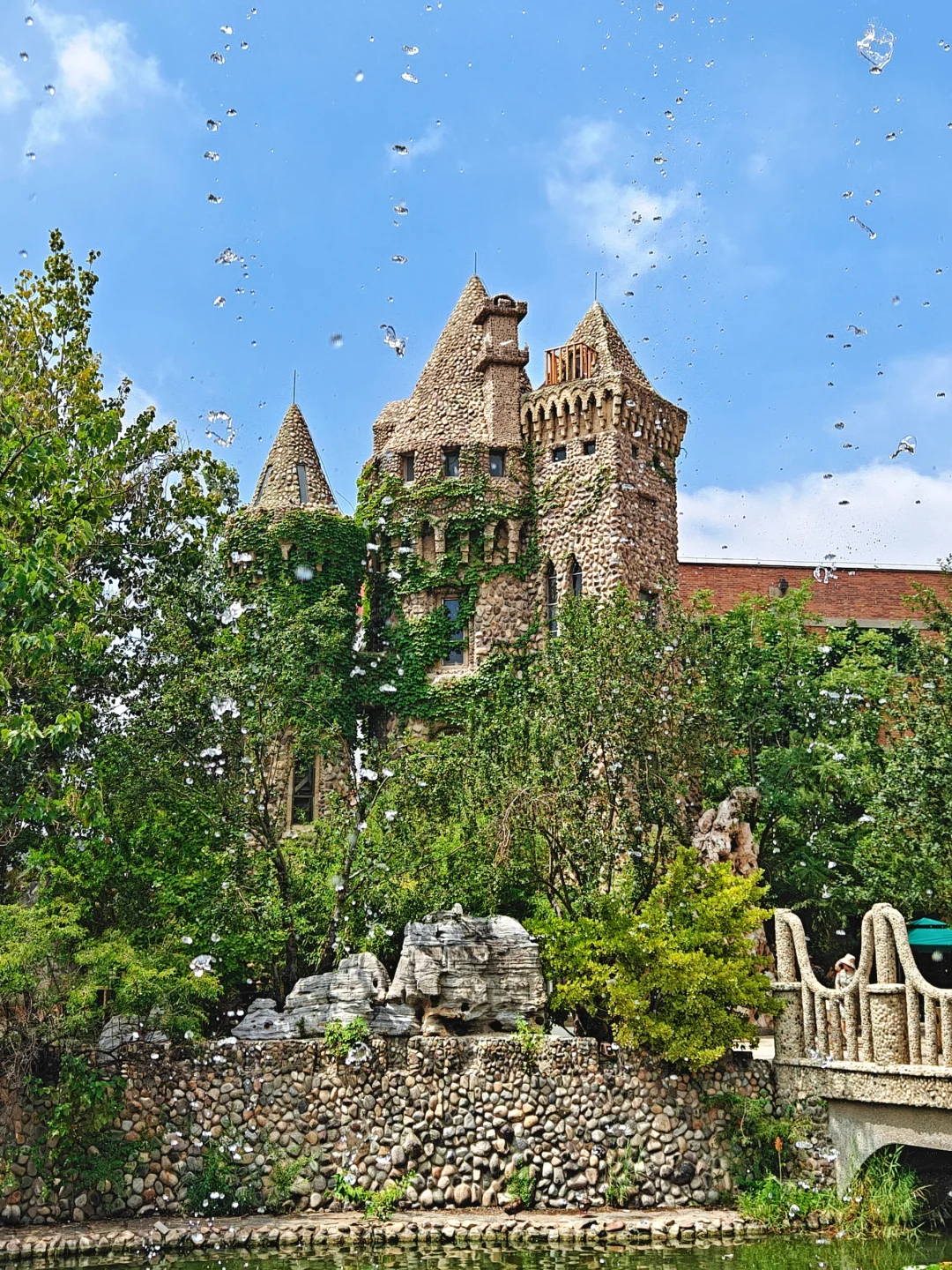 去了趟霍格沃茨城堡🏰跟天津似的