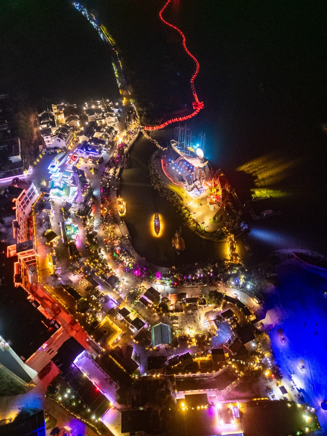 迄今为止，我最喜欢的海滨小城出现了❗❗❗