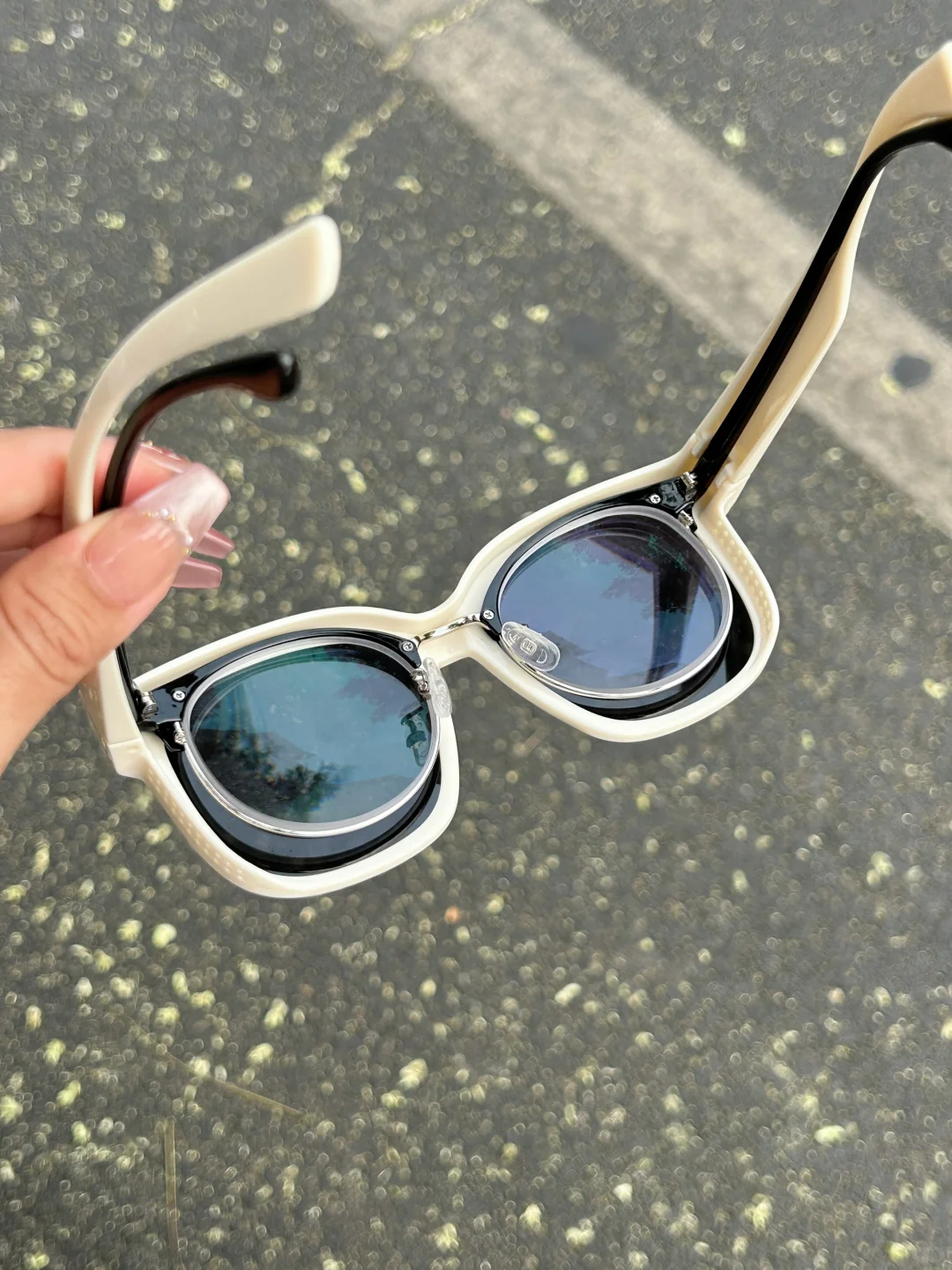 去青岛旅游的近视姐妹，，我就一条建议！