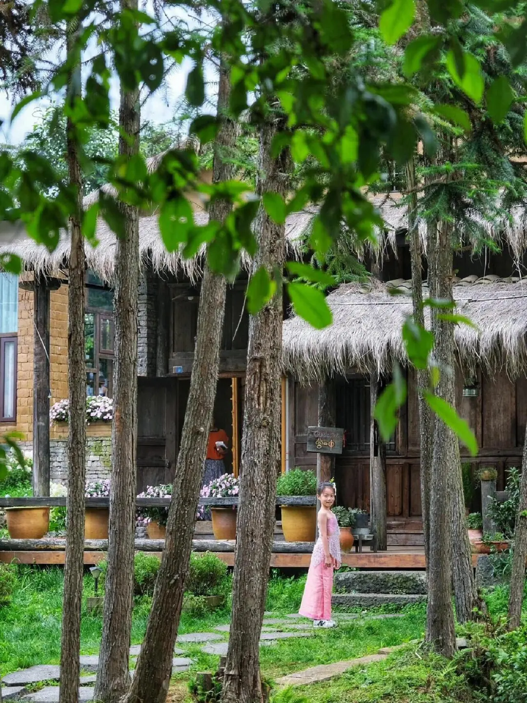 带儿子去了腾冲，这森林温泉比泰国还震撼！