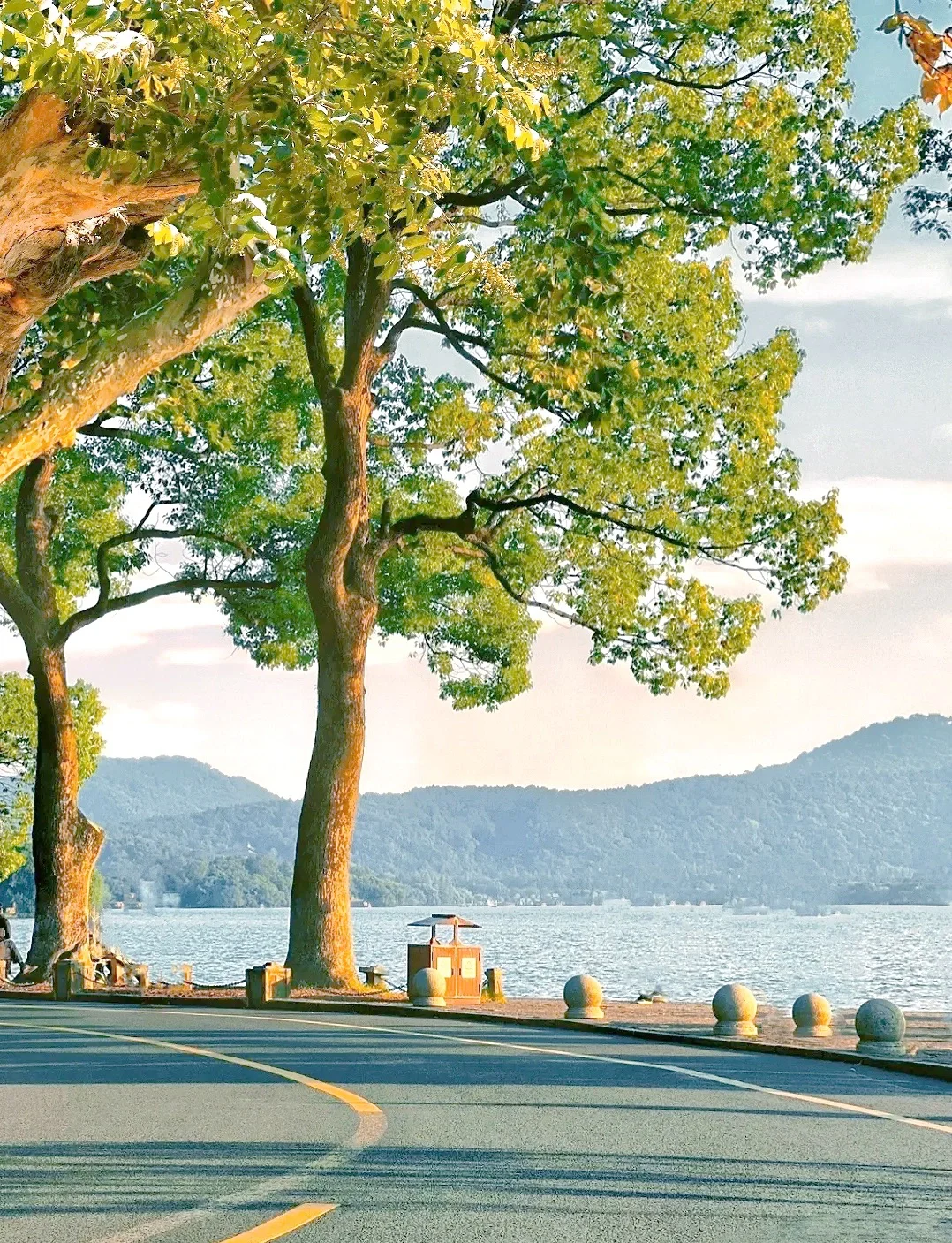 杭州《盗墓笔记》旅游攻略：跟着铁三角游杭城